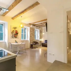Apartment Diocletian Pearl, Split